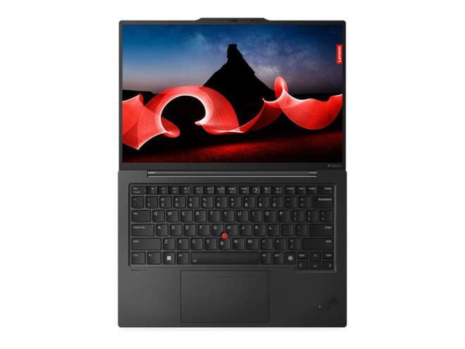 Copy electronica vam predstavlja Laptop LENOVO ThinkPad X1 Carbon U7 14" OLED 32GB, 1T SSD, Win11Pro, 3y [21KC006GSC]. Na fotografiji je crni laptop koji je otvoren pod kutom od 180 stupnjeva. Vidi se prednja strana , na ekranu je crveno - crna pozadina.