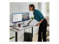 Copy electronic vam predstavlja Stolno računalo HP Pro Tower 400 G9 i5-14500 16GB, SSD512GB, Win11Pro [99P86ET#BED]. Na fotografiji je ured u kojem žena stoji pored stola. Na stolu je monitor a ispod stola je računalo