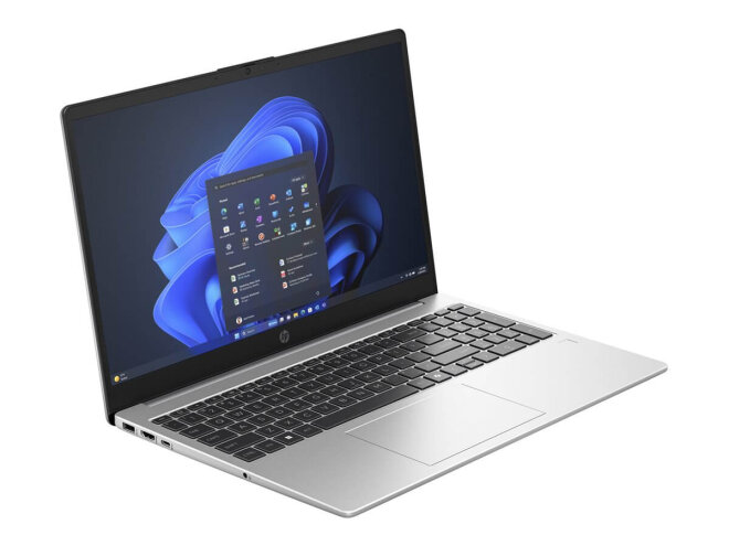 Copy electronic vam predstavlja Laptop HP 255R G10 R5 7535U 15.6" 16GB, SSD1TB, Win11Home [AD1V1ET#BED]. Na fotografiji je srebrni laptop koji je postavljen tako da se vidi prednja strana i lijeva bočna. Otvoren je pod kutom od 90 stupnjeva. Na ekranu je crno plava pozadina