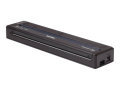 Copy electronic vam redstavlja Printer BROTHER PJ822Z1 A4 Mobile Thermal [PJ822Z1]. Na fotografiji je crni printer koji je manjih dimnezije.  Širina: 25,5 cm Dubina: 5,5 cm Visina: 3 cm. Printer je malo zakrenut u lijevu stranu, pa se vidi prednja i desna bočna strana.
