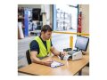 Copy electronic vam predstavlja Printer za neljepnice BROTHER Label TD4410D.  Na fotografiji je radnik uskladištu koji sjedi za stolom i radi sa printerom